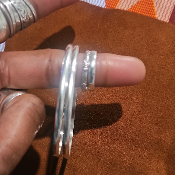 Jewelry - Ladies All Size 8 Sterling Silver Bangles and Rings Set Of Four Peices, New